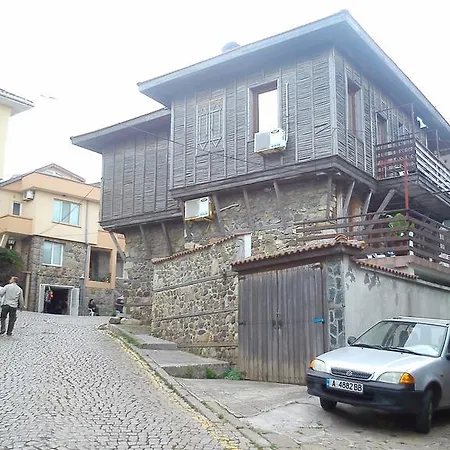 Bonne Chance Apartment *